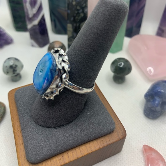 Sparkly Blue Druzy Agate Ring! .925 Sterling Silver Plated, Size 8.75 - Picture 4 of 12